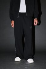 Loyalty Frvr Lennox Sweat Pants in Black