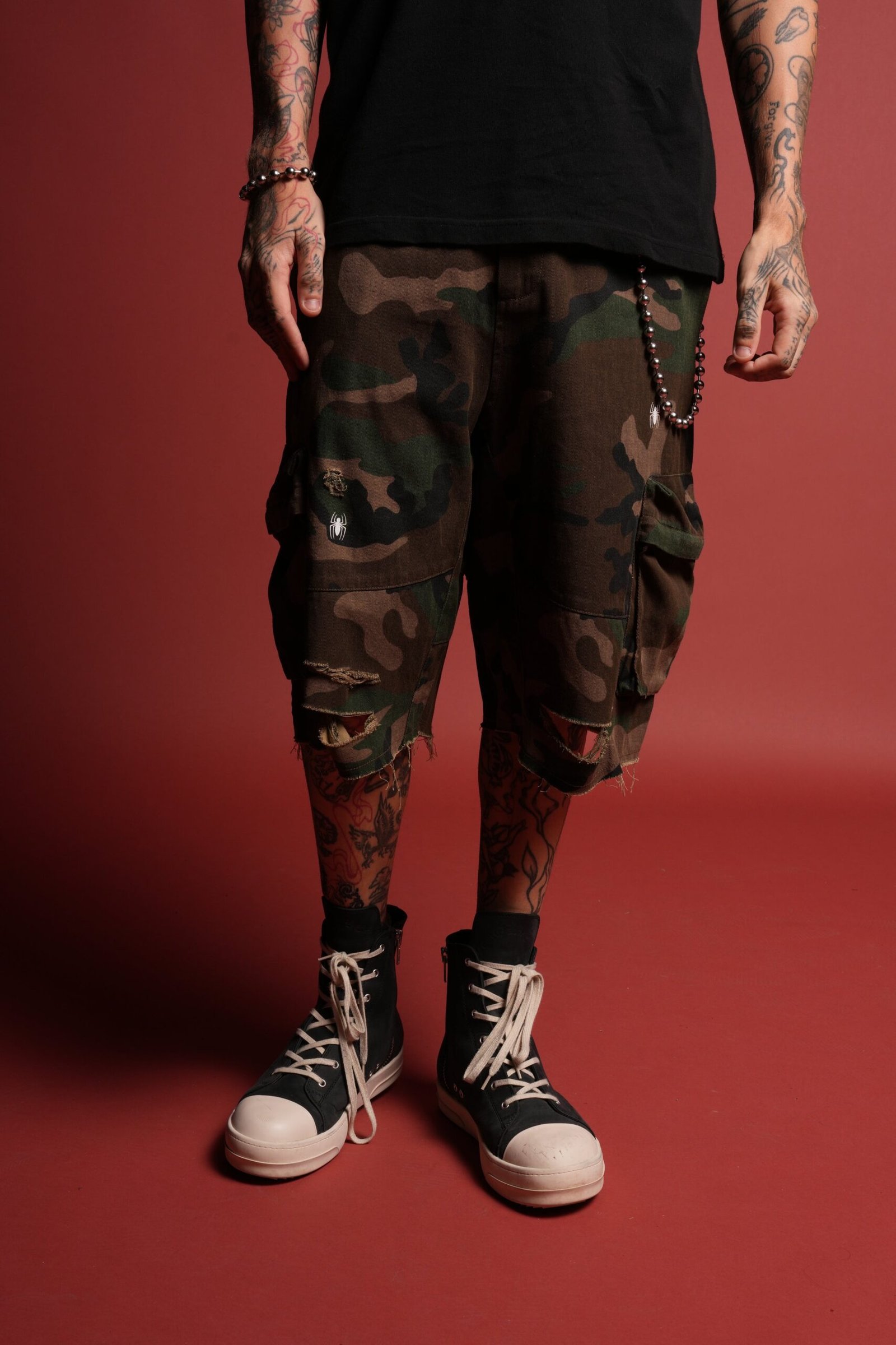 AAA06090 Little Webs Duke Cargo Shorts in Woodland Camo