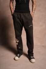 Mickey Mouse Pyramid Bigelow Sweat Pants in Darc Brown Leopard